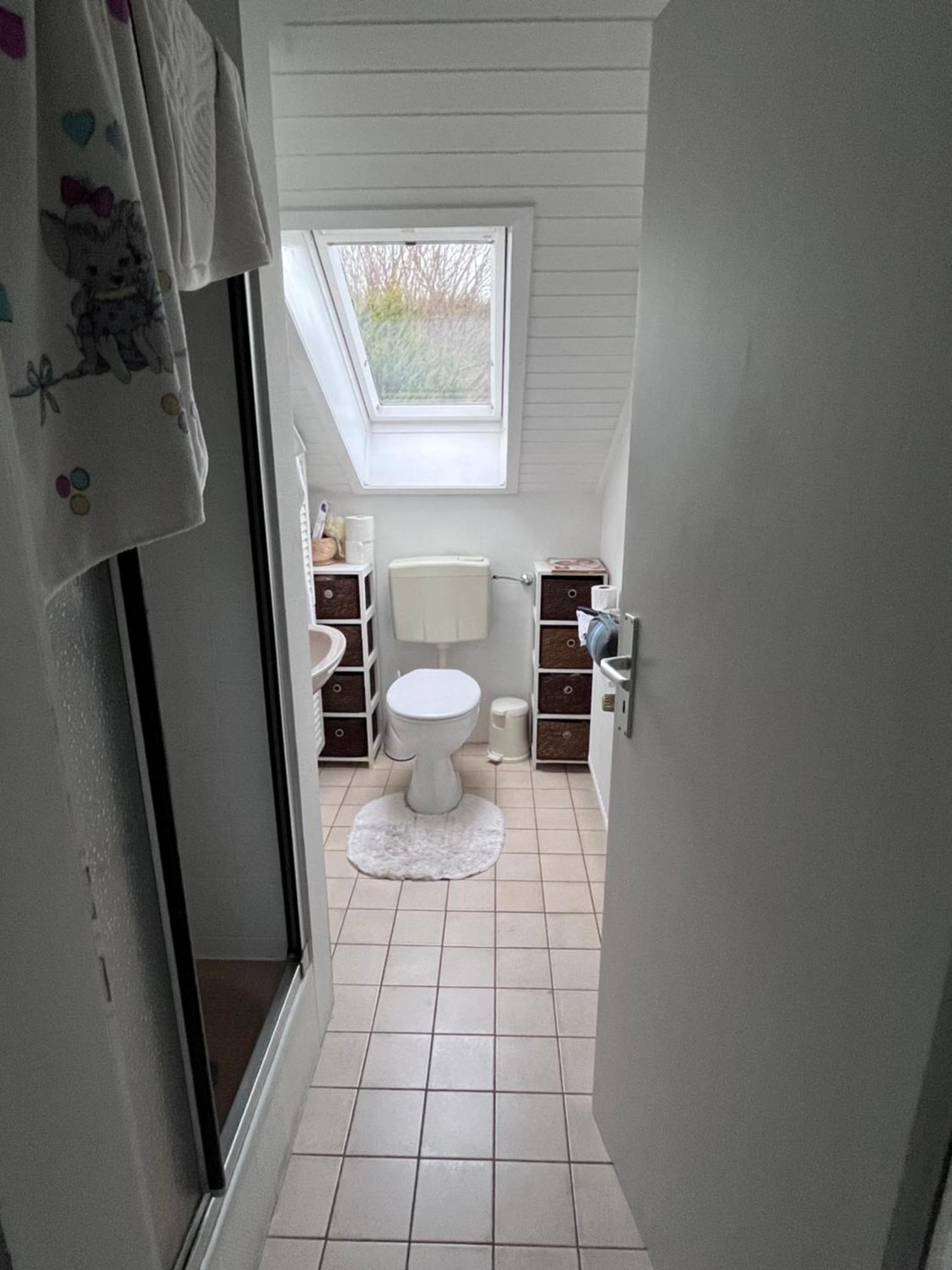 Appartement Helles Mit Balkon In Ruhiger Lage